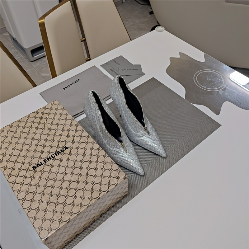 ba1en*iaga high heels Marg*e1a replica shoes