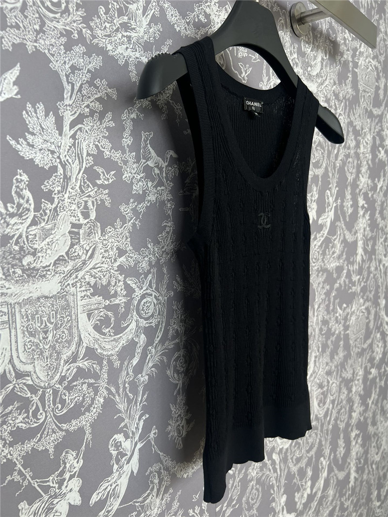 Ch**el jacquard crochet knitted vest in black