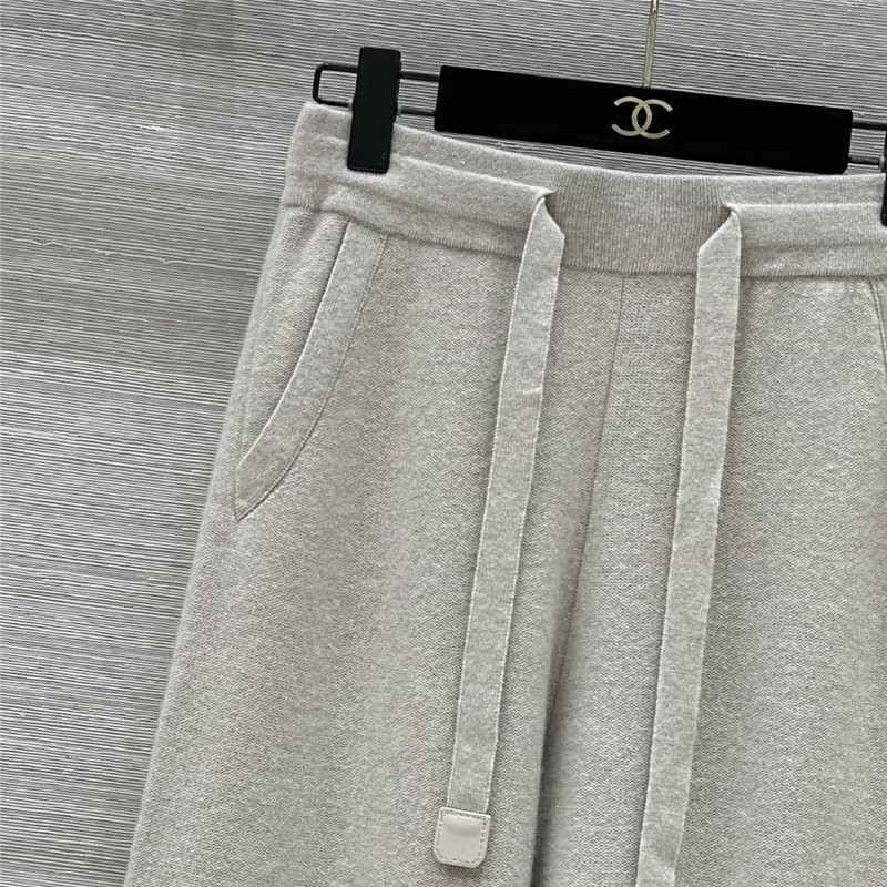 L0r0 P1ana elegant cashmere suit replica clothing sites