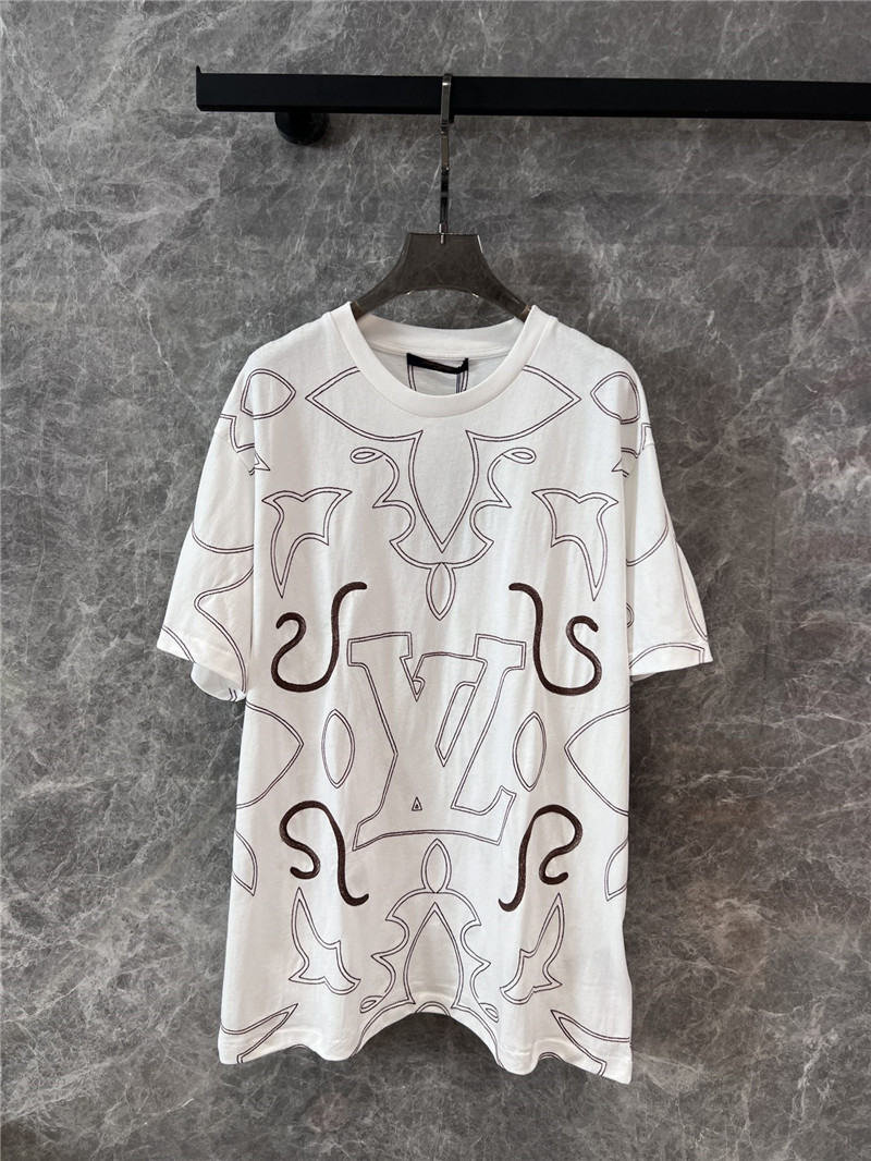 l0vis Vvtt0n lv round neck short sleeve t-shirt replica clothes