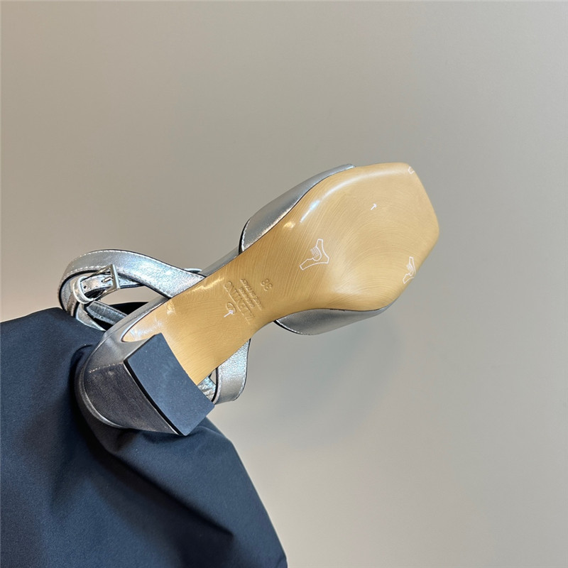 Va1e*ntin0 vlogo locker sandals silver mirrored calfskin