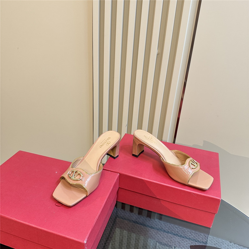 Va1e*ntin0 vlogo locker mules in nude pattern leather