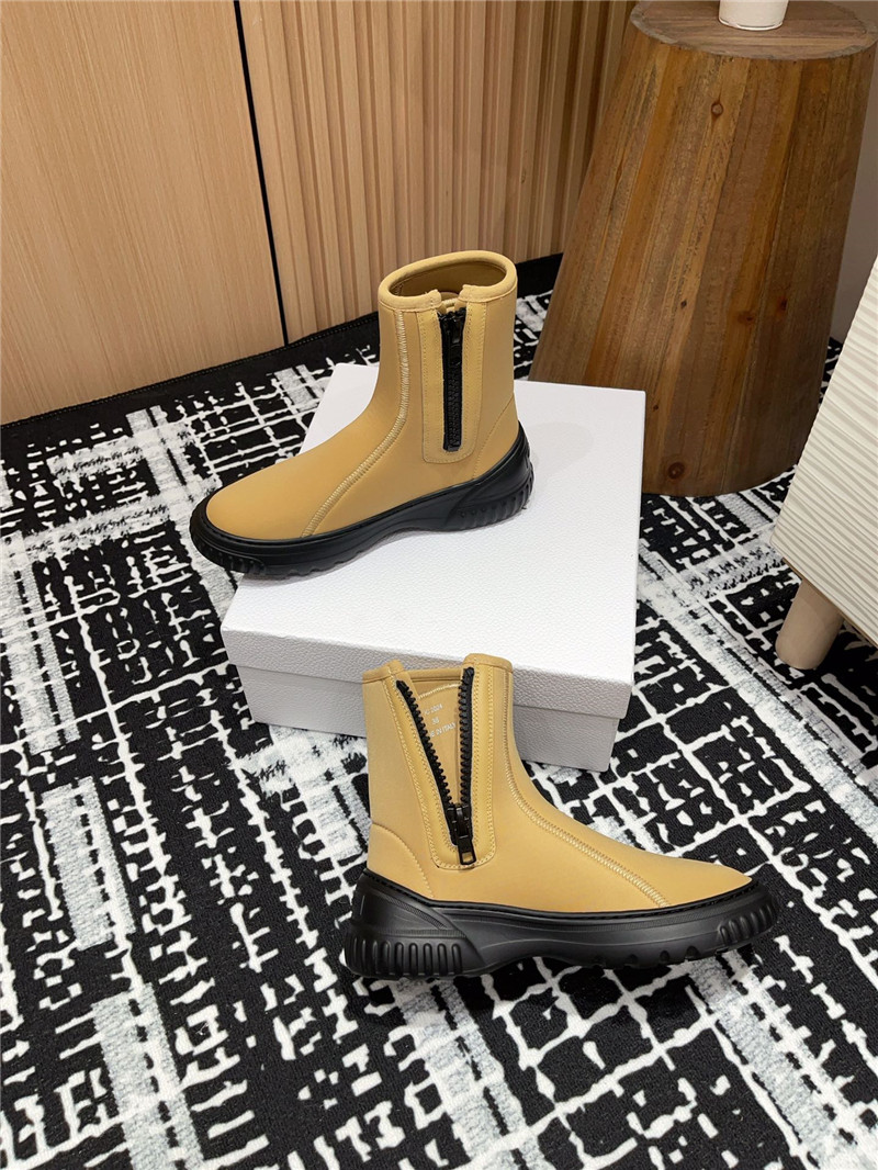 D10r brown stretch knit logo ankle boots