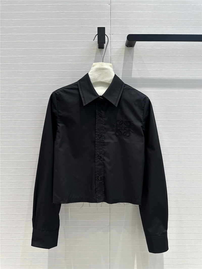 L0ew* embroidered cropped shirt