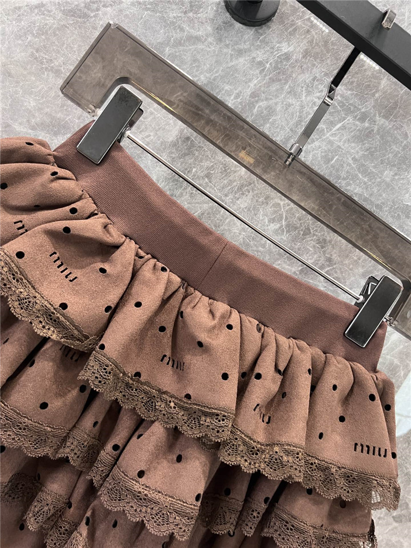 M1um1u cake skirt