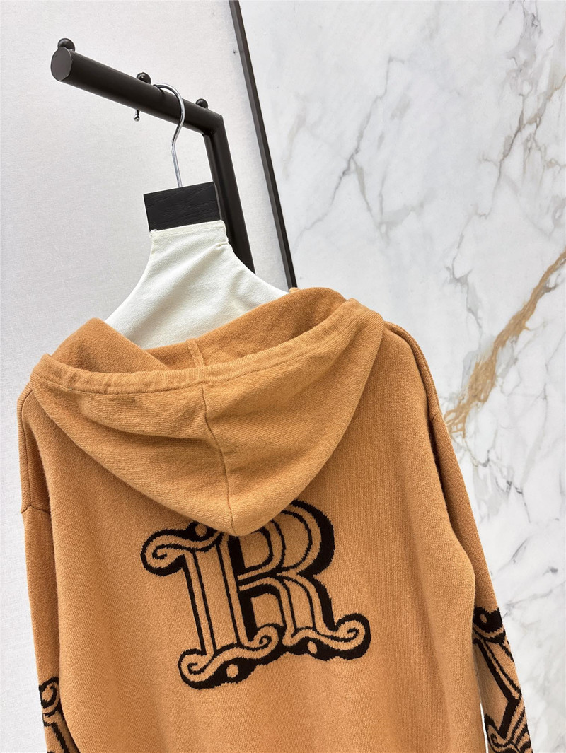 Vanitoo Logo-Intarsia Knit Hoodie in Yellow
