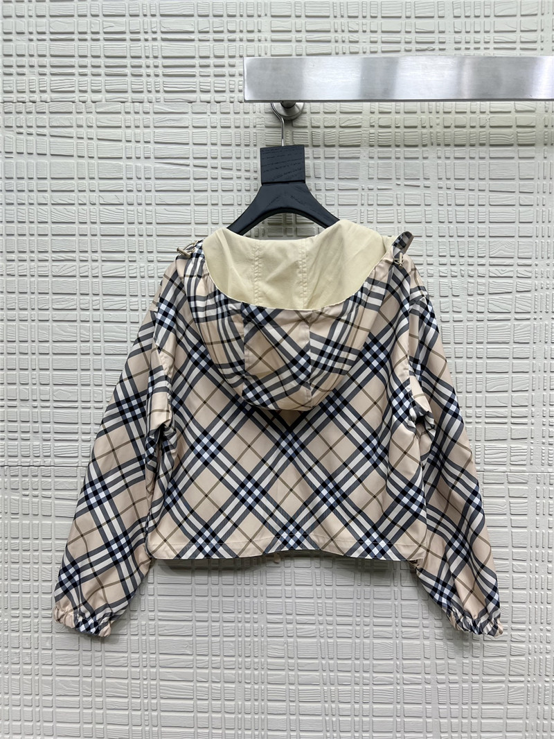Bv*b*rry check jacket