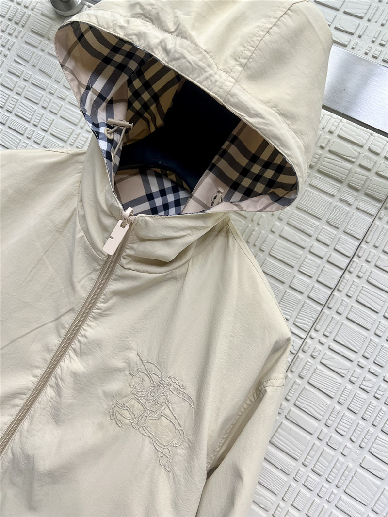 Bv*b*rry check jacket