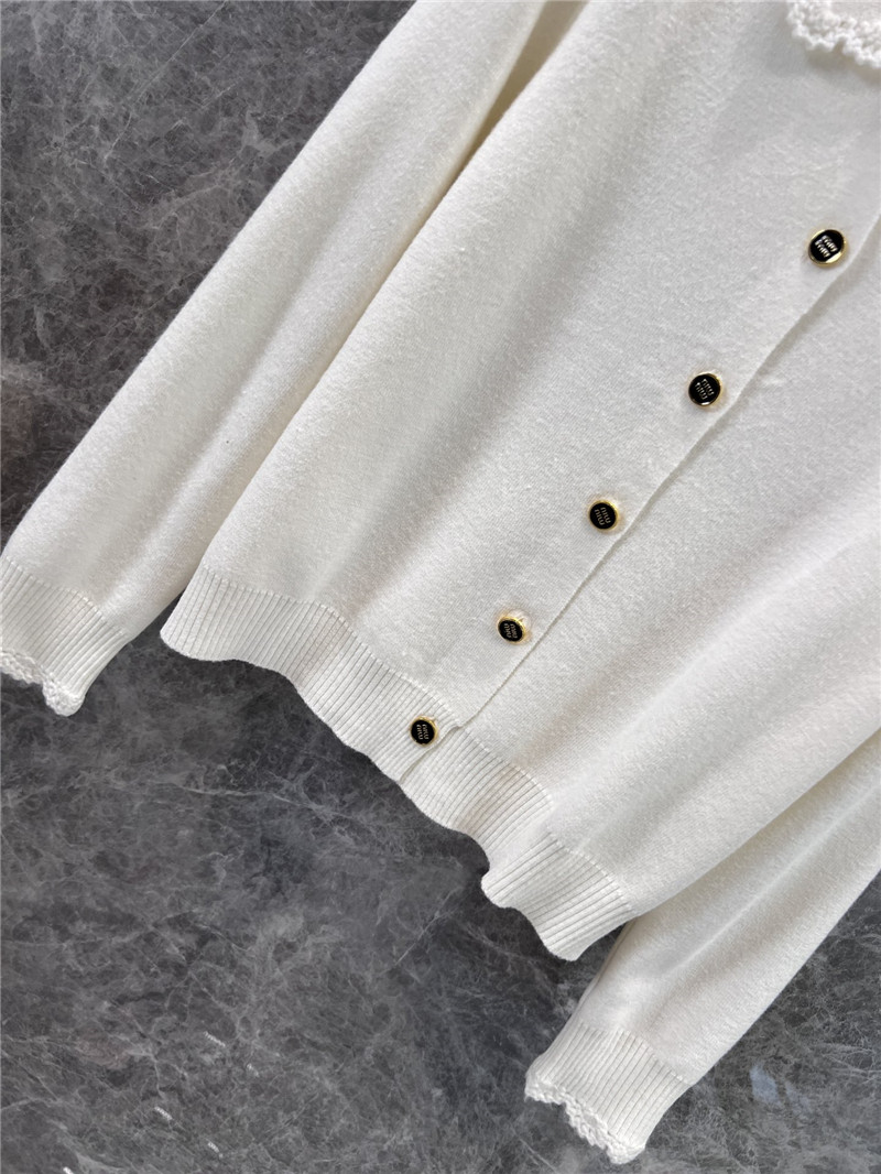 Miu Miu Logo-Intarsia Lace Lapel Cardigan in White