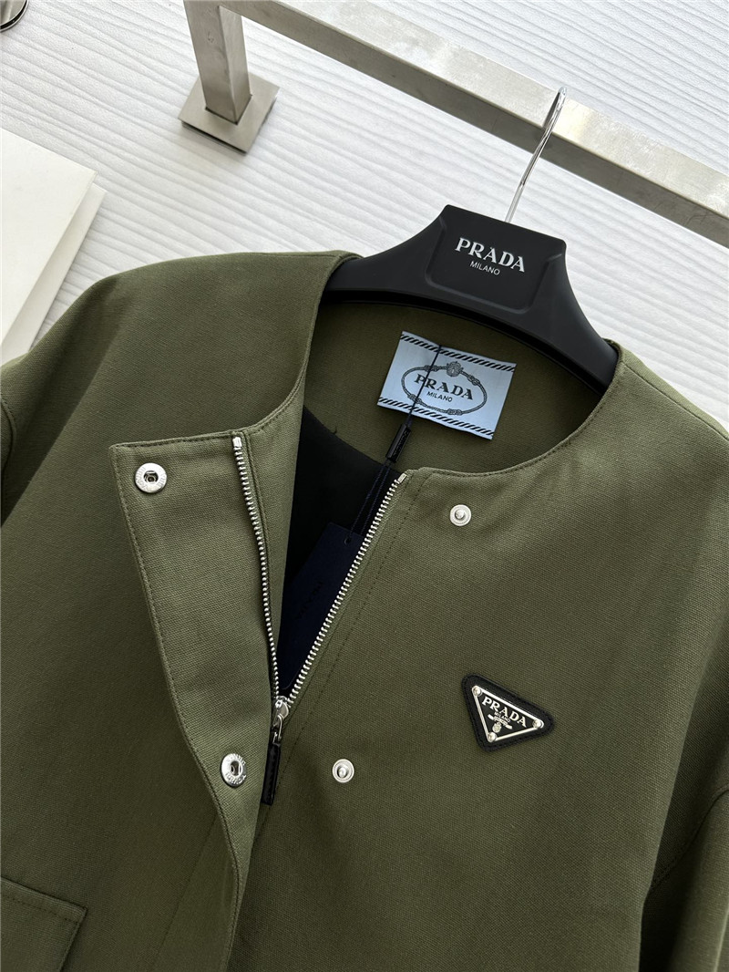 Pra*a crew neck jacket