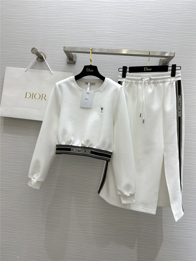 D10r girl style suit