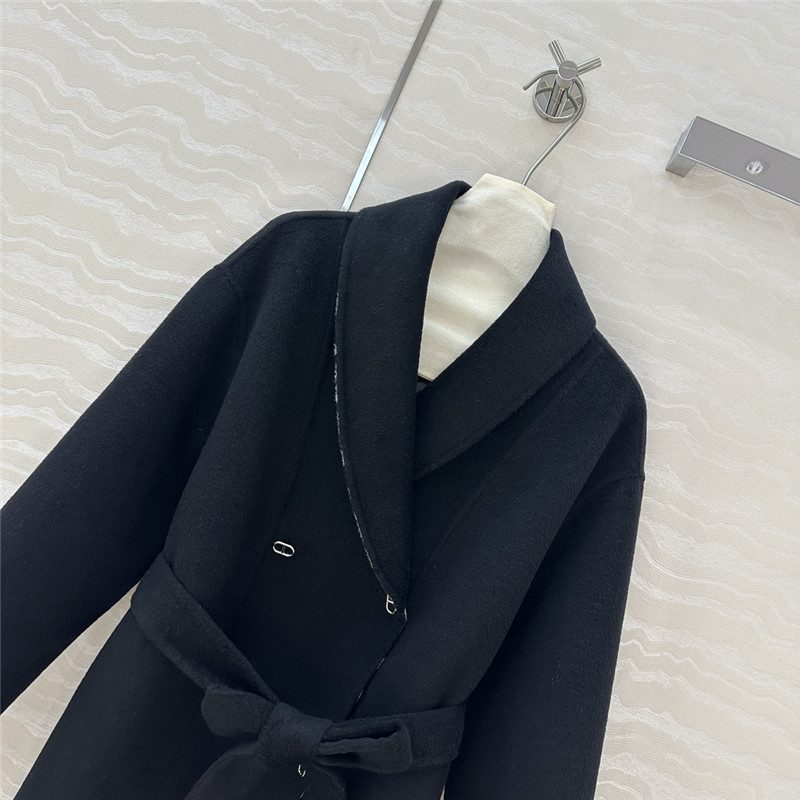 H**me5 cashmere jacquard coat