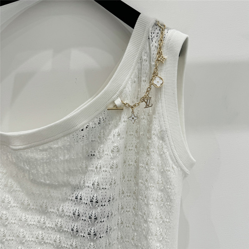 l0vis Vvtt0n lv off-shoulder knitted skirt