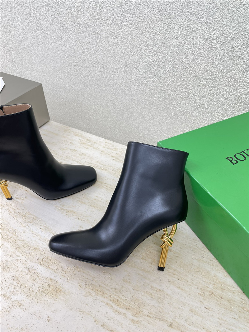 b0tt*ga Ven*ta 90mm sculpted heel ankle boots