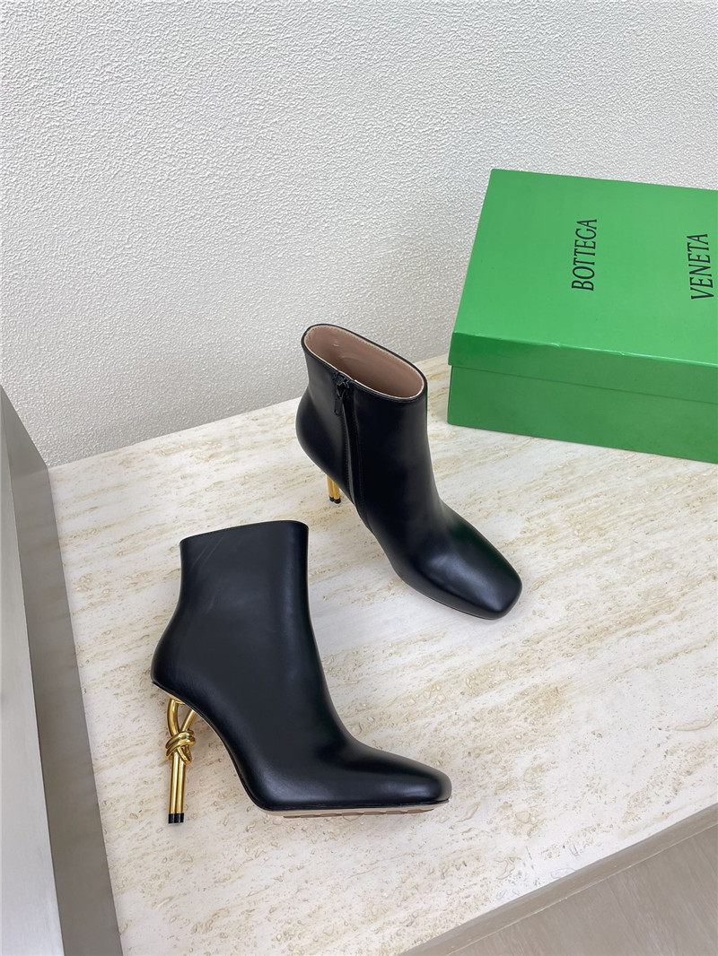 b0tt*ga Ven*ta 90mm sculpted heel ankle boots