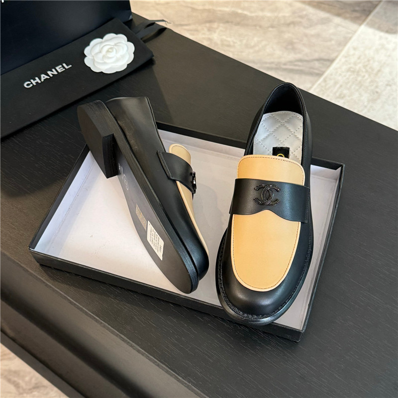 Ch**el black/beige shiny lambskin moccasins loafers