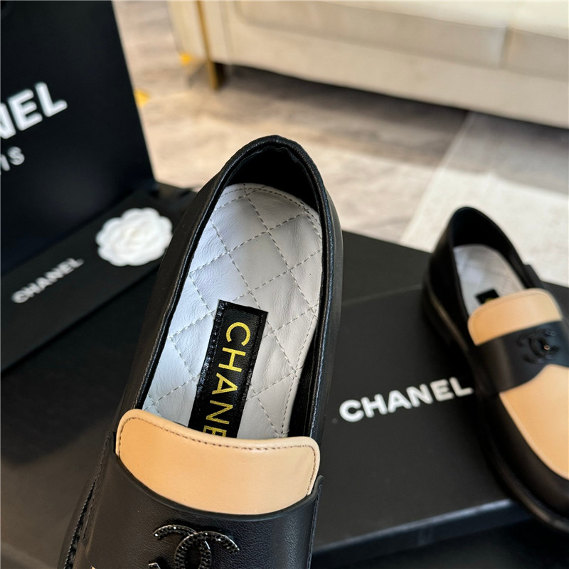 Ch**el black/beige shiny lambskin moccasins loafers