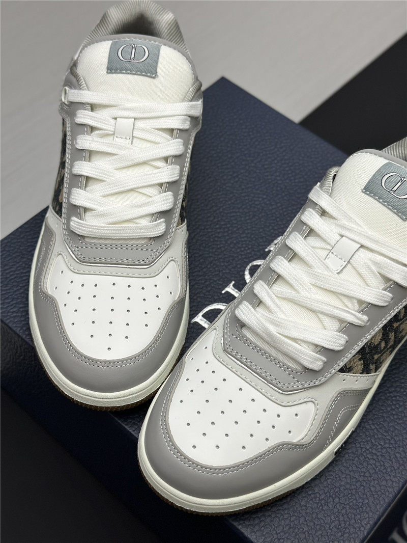 D10r b27 low-top sneakers grey