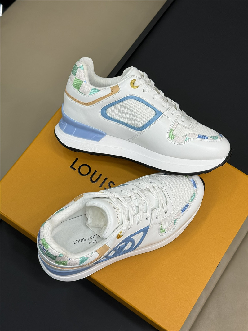 l0vis Vvtt0n neo run away sneakers for women