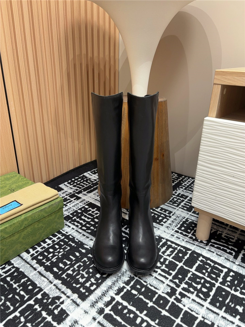 Gvc*1 black leather riding boots