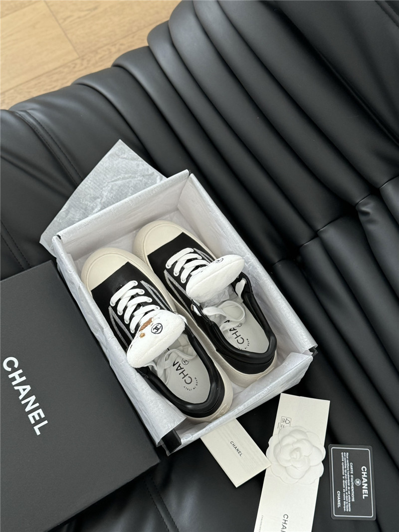 Ch**el lace up low top sneakers
