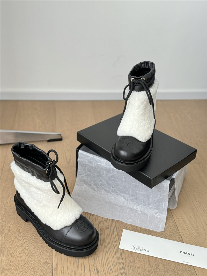 Ch**el wool ankle boots