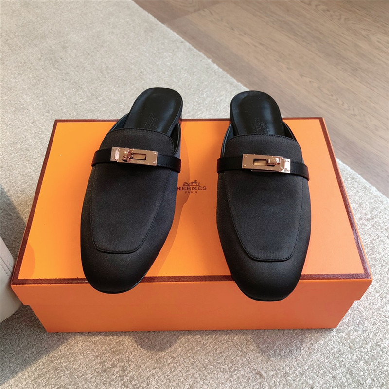 H**me5 kelly buckle oz mule in navy suede