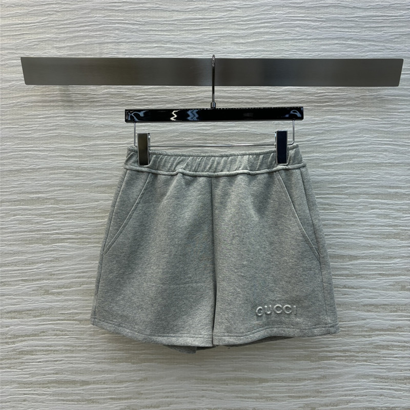 Gvc*1 elastic waist shorts