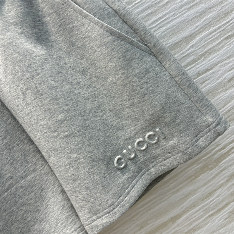 Gvc*1 elastic waist shorts