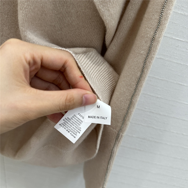 BC Crewneck Beige Cashmere Sweater