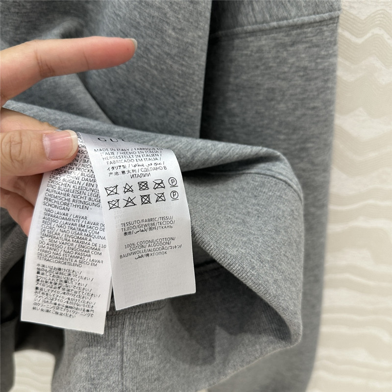 Gvc*1 logo-embossed gray sweatshirt