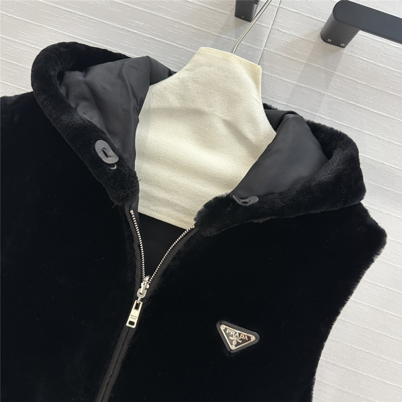 Pra*a vest small jacket