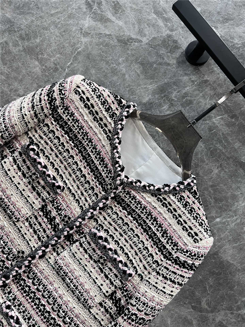 Ch**el woven tweed coat