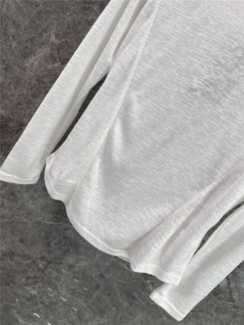 Y51 round neck t-shirt