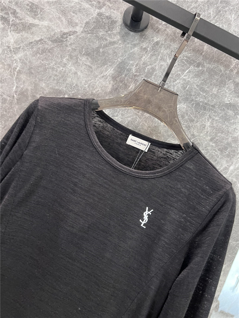 Y51 round neck t-shirt