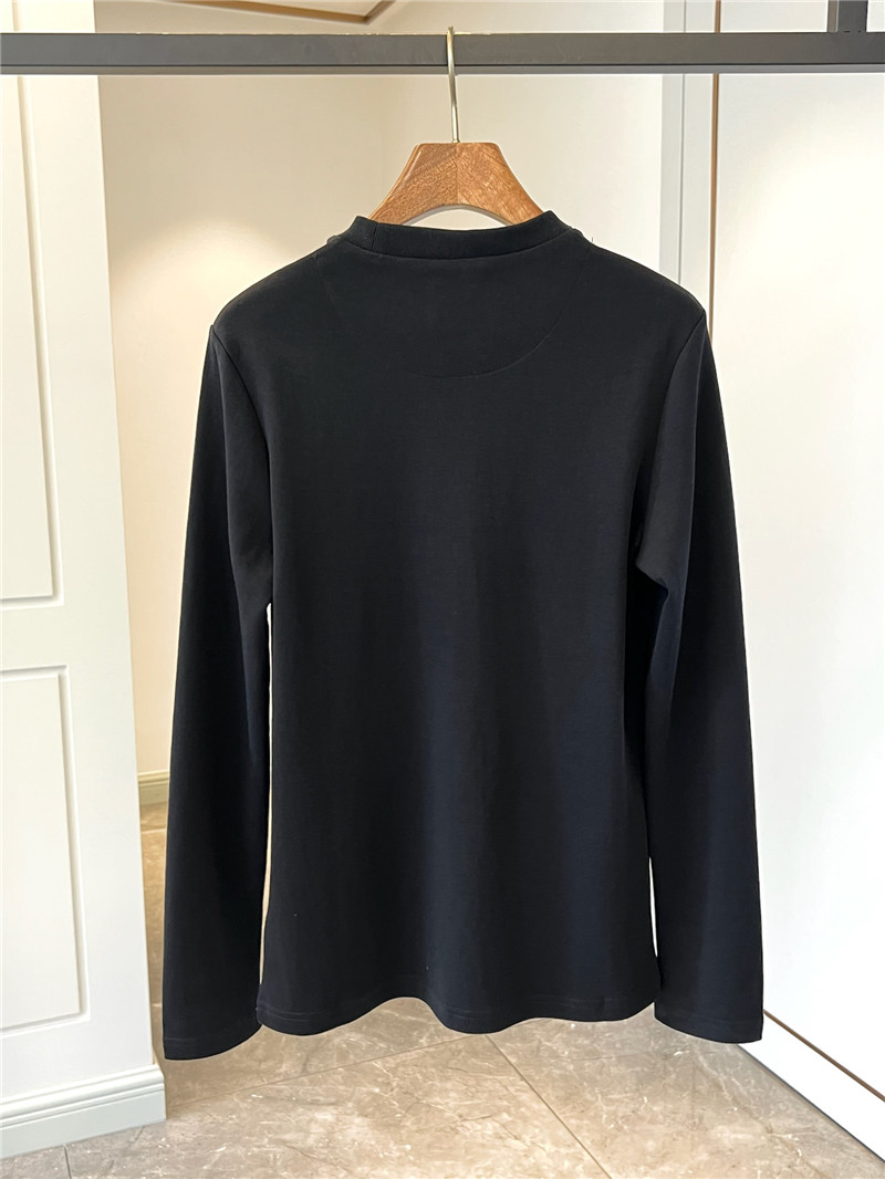 Pra*a solid color t-shirt