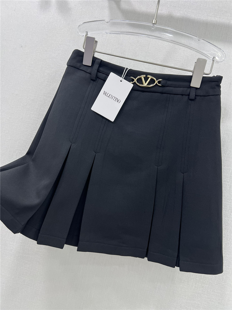Va1e*ntin0 vintage pleated skirt