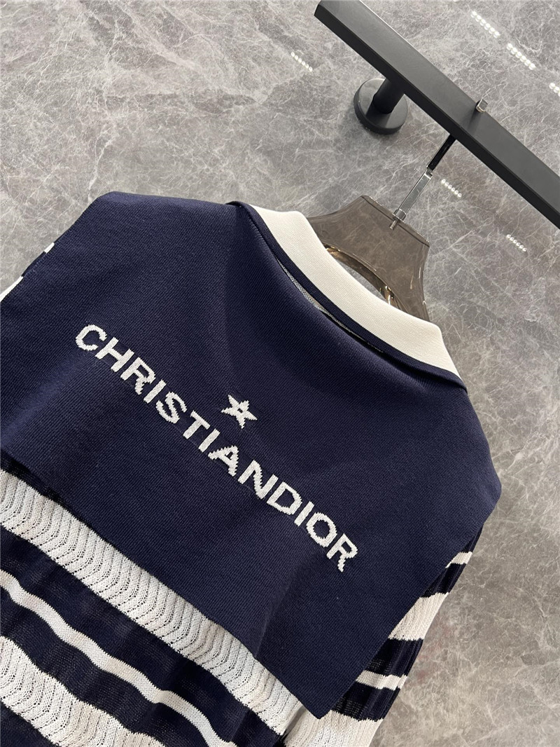 D10r sailor collar and bow sweater