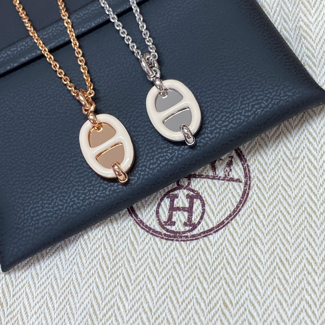H**me5 pink enamel necklace