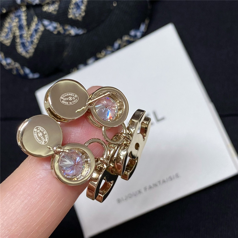 Ch**el round hanging c earrings