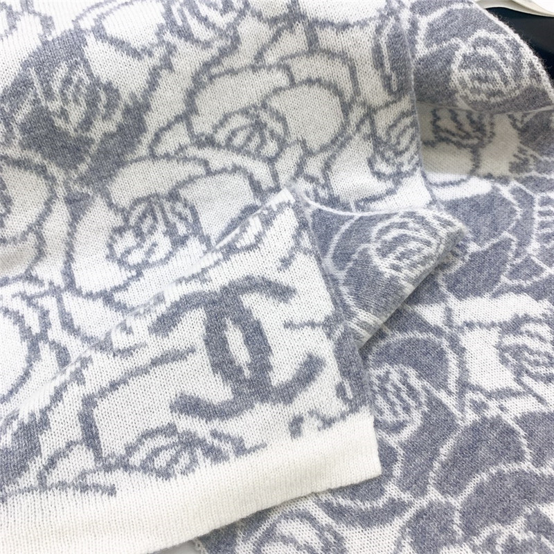 Ch**el camellia scarf