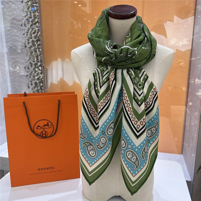 H**me5 140cm shawl