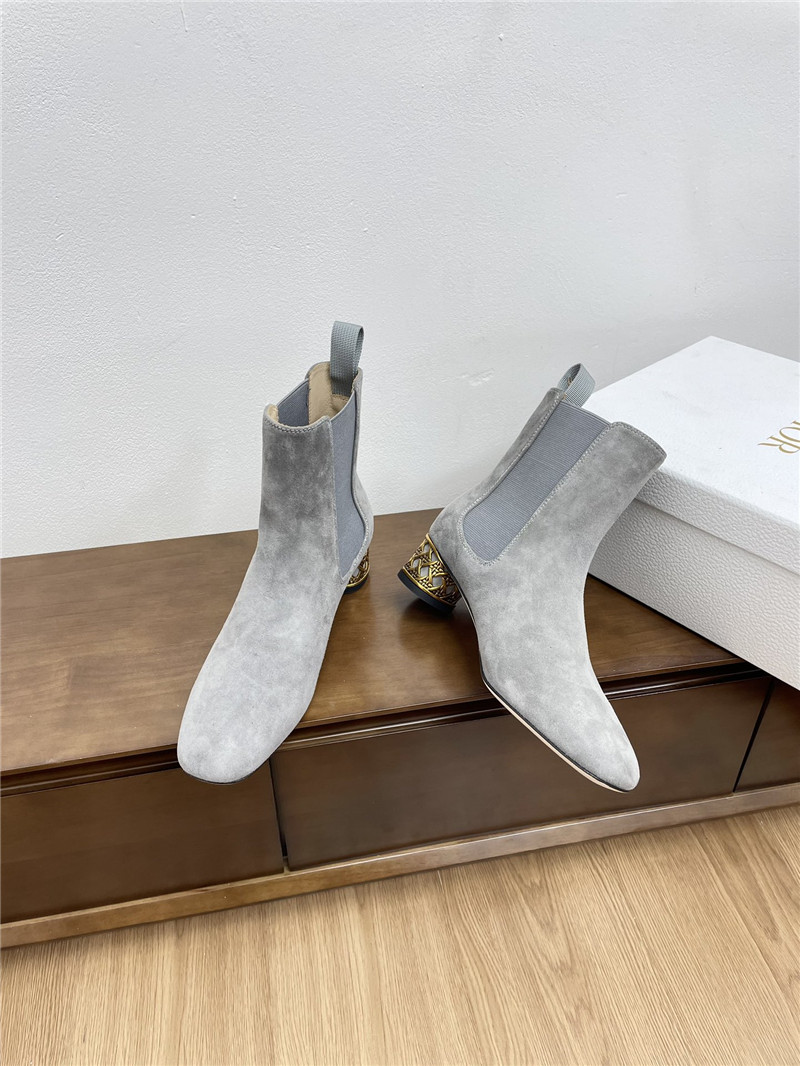 D10r icon 40mm gray suede ankle boots