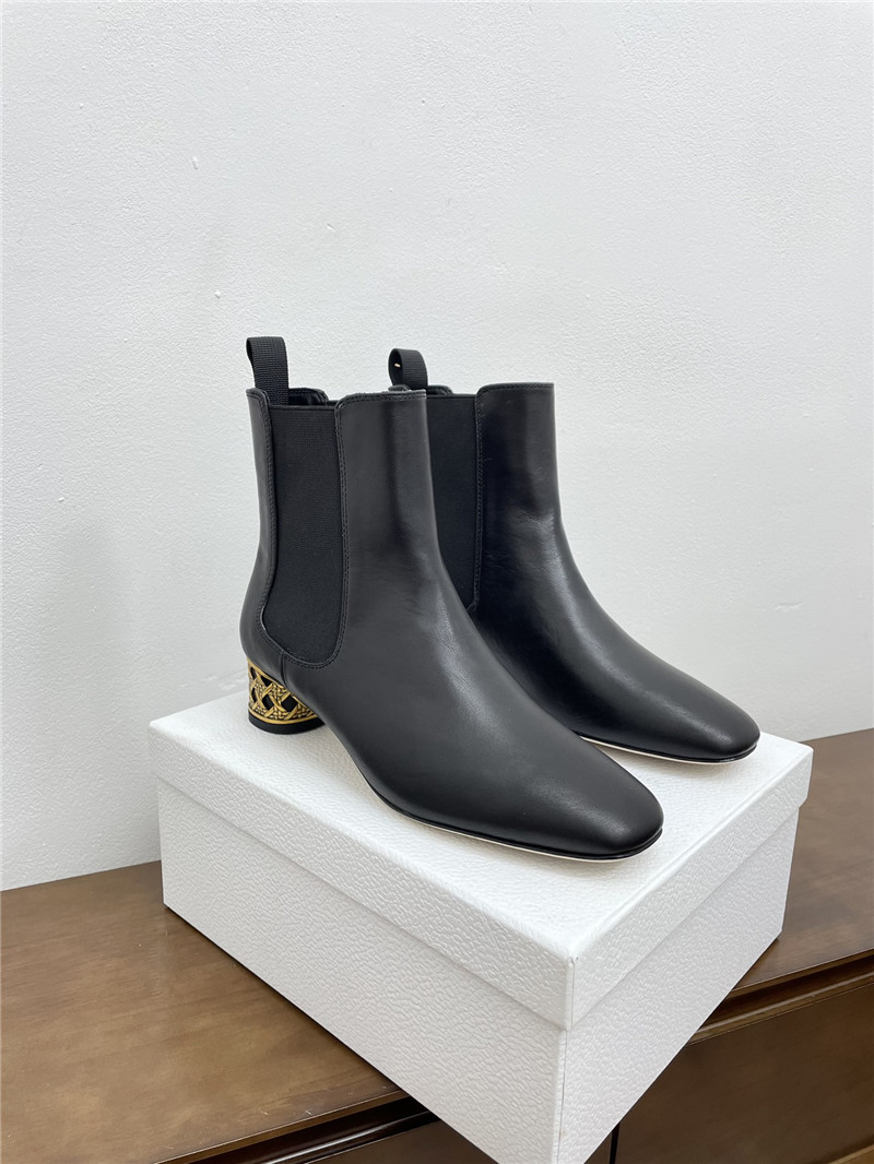 D10r icon 40mm heeled ankle boots