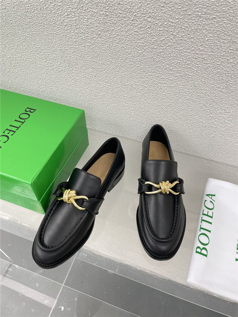 b0tt*ga Ven*ta astaire metallic loafer in black calfskin