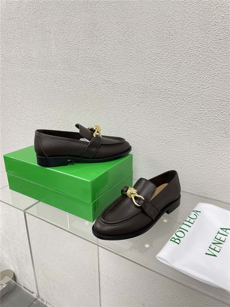 b0tt*ga Ven*ta astaire metallic loafer in fondant calfskin