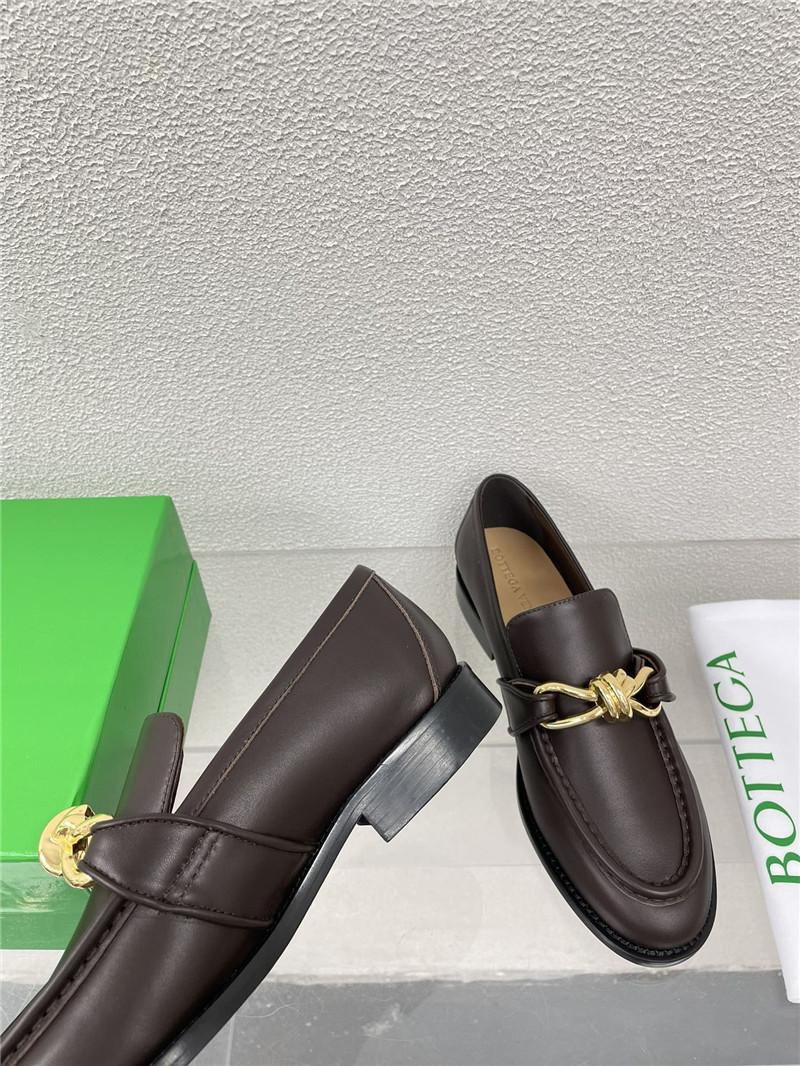 b0tt*ga Ven*ta astaire metallic loafer in fondant calfskin