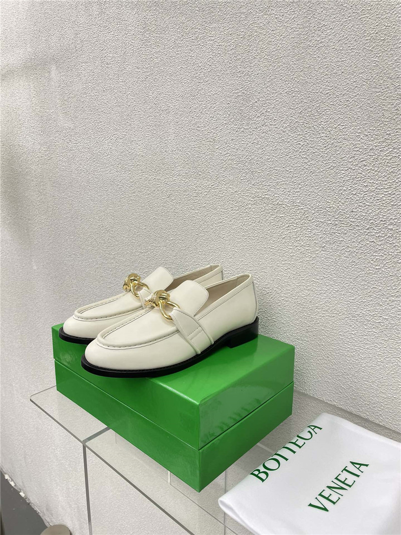 b0tt*ga Ven*ta astaire metallic loafer in white calfskin