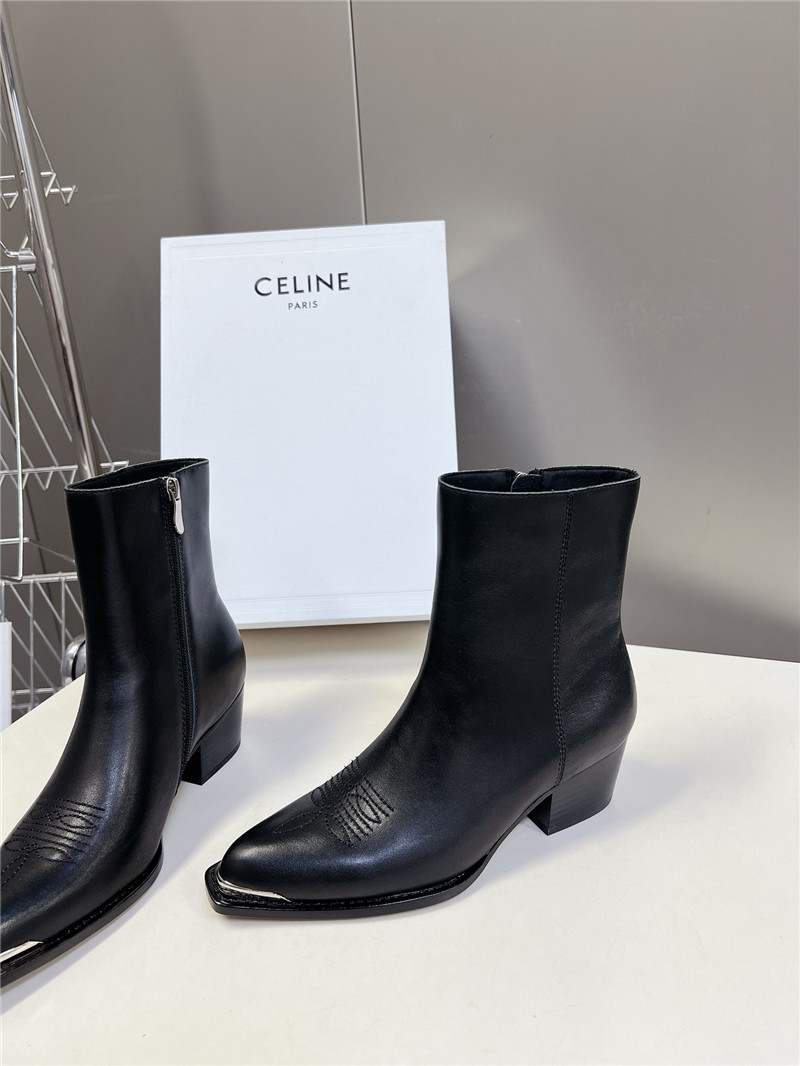 Ce1i*e black calfskin leather zipped western boots