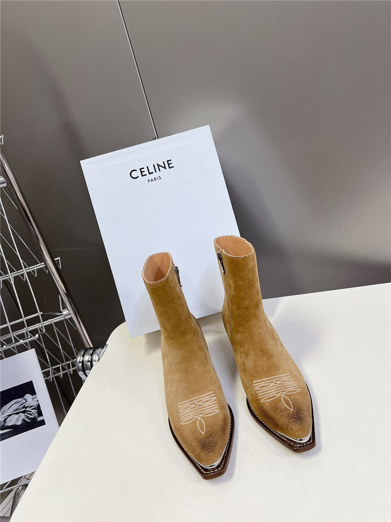 Ce1i*e zipped suede calfskin western boots